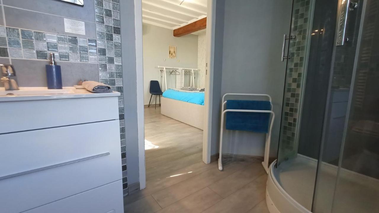 Chambres D'Hotes La Dame Fines Puybegon Ngoại thất bức ảnh