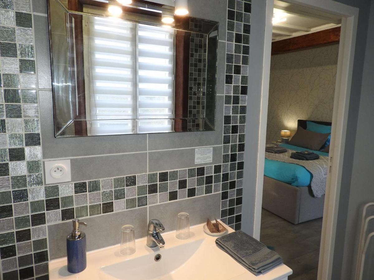 Chambres D'Hotes La Dame Fines Puybegon Ngoại thất bức ảnh